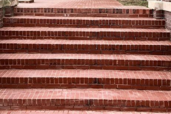 NJ best mason contractor rebuilds brick steps that were repaired by our team of expert masons.